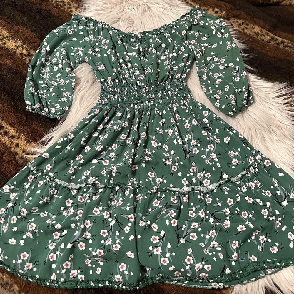 Justify Dress Women’s size L